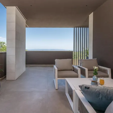 Teulu By Interhome Villa