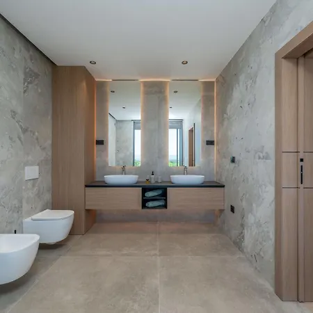 Teulu By Interhome Vila Krnica
